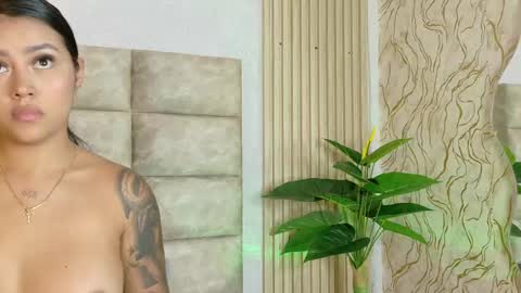 Cameron  online show from April 21, 2026, 1:42 am