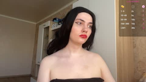 Snapshot of camgirl_xx chatting on July 20, 2026, 12:18 pm Marta online show from July 20, 2026, 12:18 pm