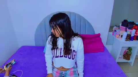 CAMI online show from October 8, 2025, 5:05 am