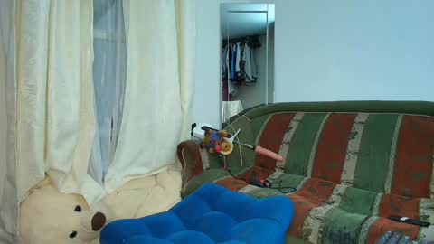 trini-1000 online show from February 1, 2025, 1:44 am