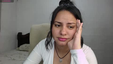 Snapshot of cami_valbuena chatting on September 26, 2025, 9:08 pm Camila Valbuena online show from September 26, 2025, 9:08 pm