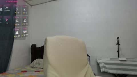 Snapshot of cami_valbuena chatting on February 3, 2026, 2:53 am Camila Valbuena online show from February 3, 2026, 2:53 am