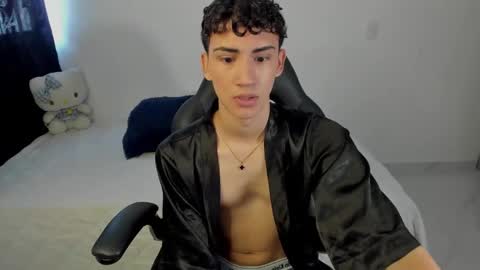 Snapshot of camiboy666 chatting on November 16, 2025, 6:24 pm Camilo online show from November 16, 2025, 6:24 pm