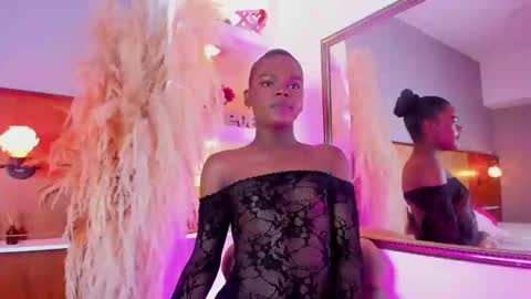 camiestrada online show from January 31, 2025, 8:33 pm