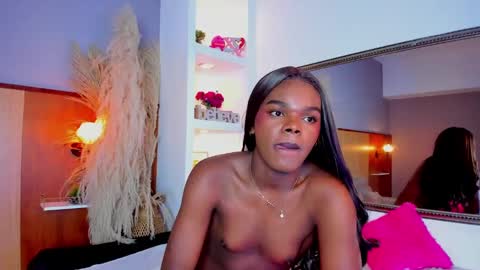 camiestrada online show from February 25, 2025, 7:09 am