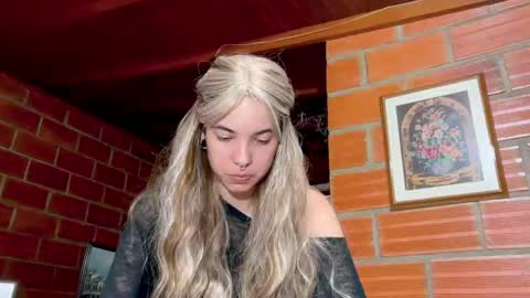 camii19y online show from September 27, 2025, 7:19 pm