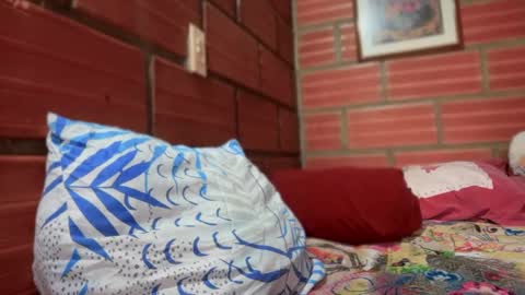 camii19y online show from December 2, 2025, 9:10 pm