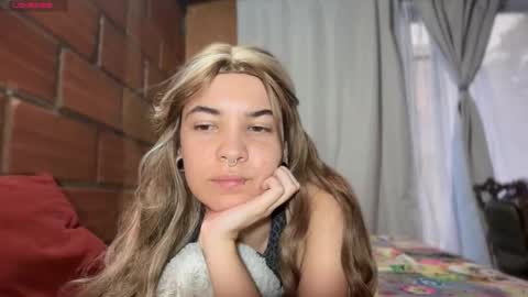 camii19y online show from December 21, 2025, 10:06 pm