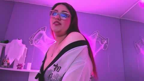 Camila Osorio online show from October 24, 2025, 6:59 pm