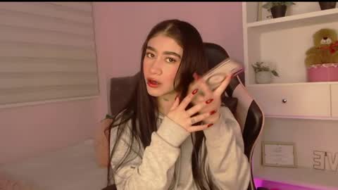 camila online show from April 21, 2026, 5:39 pm