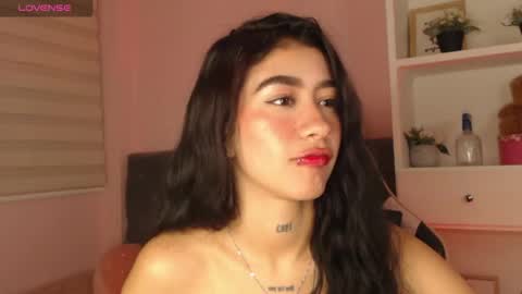 Snapshot of camiilaatorres chatting on May 15, 2026, 11:01 pm camila online show from May 15, 2026, 11:01 pm