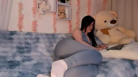 Camii Lopez online show from April 21, 2026, 1:42 am