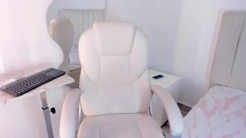 Cami online show from February 1, 2025, 10:13 pm