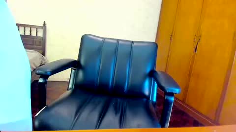 Cami online show from February 16, 2025, 9:15 am