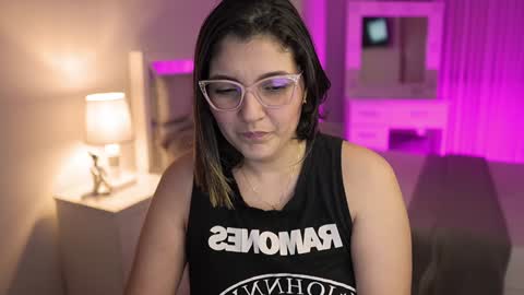 Camila buitrago online show from December 15, 2024, 1:57 am