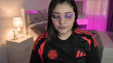 Camila buitrago online show from December 21, 2024, 8:54 pm