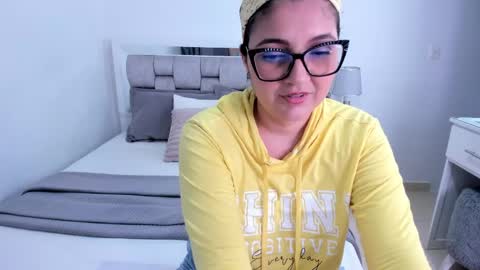 Camila buitrago online show from May 27, 2026, 1:57 am