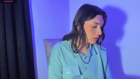  s online show from March 9, 2025, 4:49 am