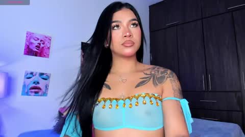 Cami vazques online show from April 14, 2026, 3:12 am