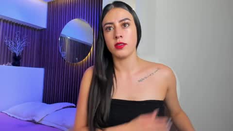 camila_martinez9 online show from March 30, 2026, 11:44 am