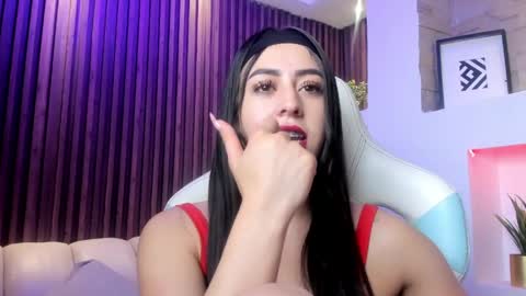 camila_martinez9 online show from April 10, 2026, 11:26 am
