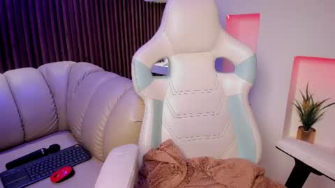 Snapshot of camila_martinez9 chatting on July 24, 2026, 3:54 pm camila_martinez9 online show from July 24, 2026, 3:54 pm