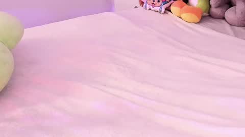 Camila online show from March 6, 2026, 1:02 am