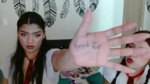 camila_meza online show from February 27, 2025, 2:43 pm