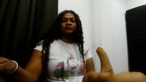 Camila online show from February 17, 2025, 3:04 am