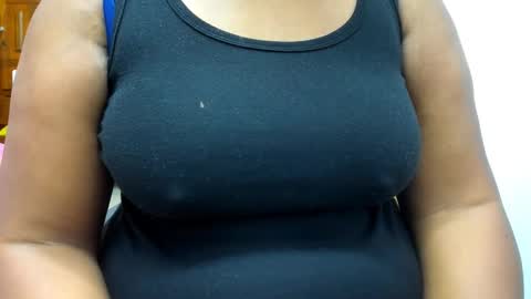 Camila online show from September 27, 2025, 3:44 am