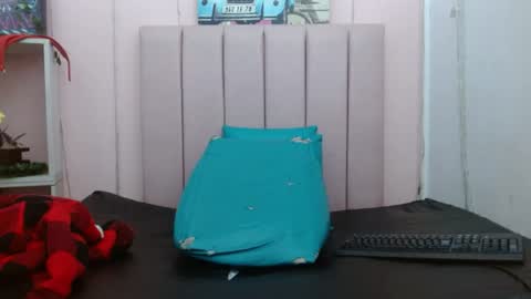 Snapshot of camila_williiamsres chatting on June 16, 2026, 9:45 am camila_williiamsres online show from June 16, 2026, 9:45 am