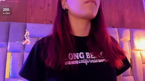 camilaa_smith_ online show from April 20, 2026, 7:48 pm