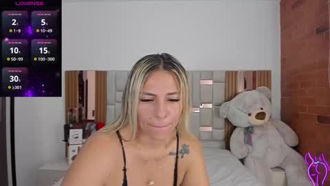 Snapshot of camilabliss chatting on February 9, 2026, 12:20 pm Camila online show from February 9, 2026, 12:20 pm
