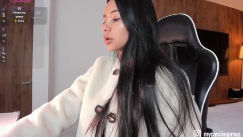 Camila online show from September 14, 2025, 10:09 pm