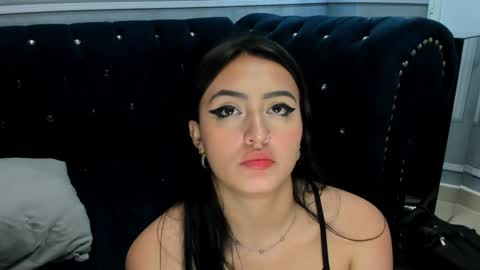 Camila  online show from December 18, 2024, 7:15 am