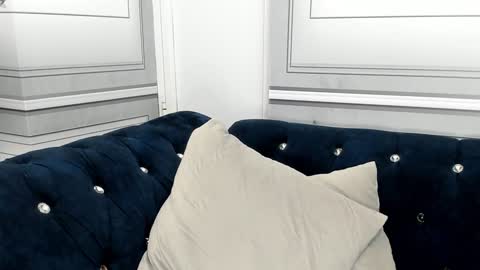 Camila  online show from December 19, 2024, 9:29 am