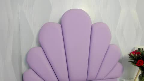 Camila  online show from April 19, 2026, 11:53 am