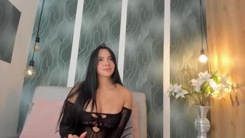 camila manzur online show from November 29, 2025, 3:26 pm