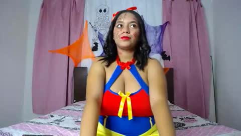 camilasex0 online show from October 31, 2025, 10:11 pm
