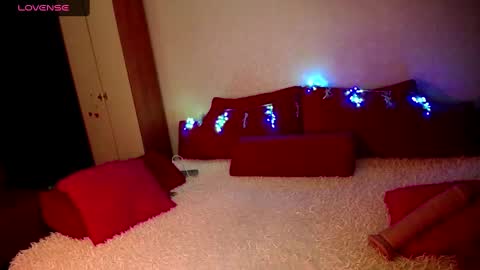 camilashine online show from February 13, 2025, 1:19 am