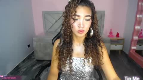 Snapshot of camilavixen_ch chatting on June 19, 2026, 8:23 pm camila online show from June 19, 2026, 8:23 pm