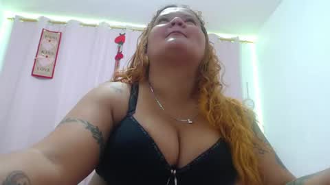Snapshot of camilaxxxc chatting on August 3, 2026, 8:01 pm camilaxxxc online show from August 3, 2026, 8:01 pm