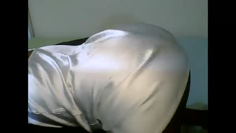 Snapshot of camilla15144 chatting on February 7, 2025, 6:45 pm camillla15 online show from February 7, 2025, 6:45 pm