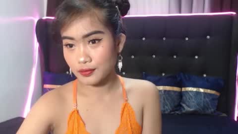 camilla_morena online show from September 21, 2025, 3:41 am