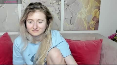 camilladreamer online show from March 30, 2026, 9:49 pm