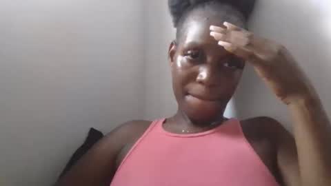 camillasoofine online show from May 7, 2026, 4:01 pm