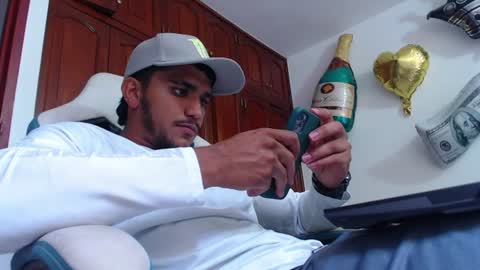Snapshot of camilo_contre21 chatting on July 22, 2026, 7:27 pm camilo_contre21 online show from July 22, 2026, 7:27 pm