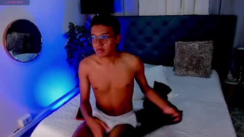 Snapshot of camilo_santoss chatting on July 1, 2026, 12:51 pm camilo_santoss online show from July 1, 2026, 12:51 pm
