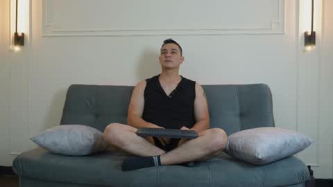 Camilo online show from January 14, 2025, 1:17 pm