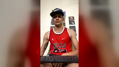 camilocrazy96 online show from June 25, 2026, 6:29 am